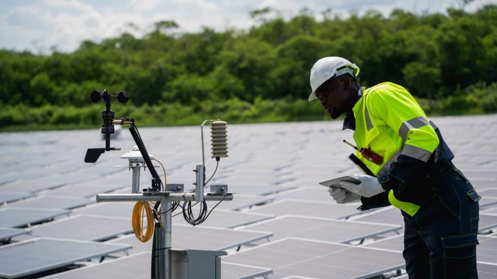 The power plant uses water and renewable energy to produce eco-friendly electricity.