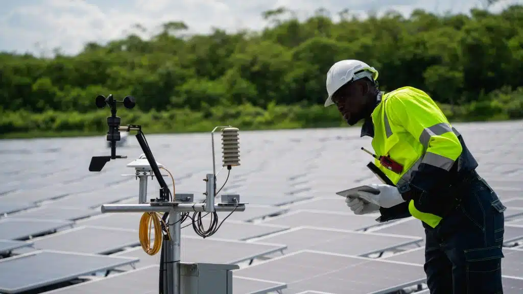 The power plant uses water and renewable energy to produce eco-friendly electricity.